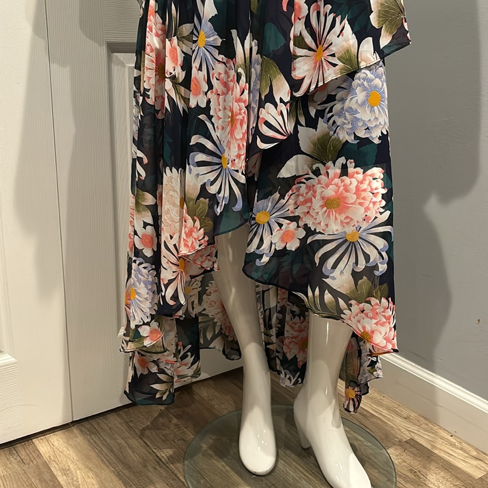 NWOT Eliza J floral ruffle high low maxi - Picture 7 of 13